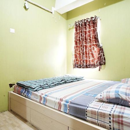 Planet Room Kemang View Bekasi Dış mekan fotoğraf
